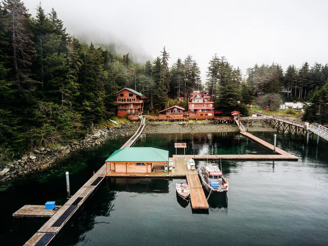 Elfin Cove Resort photo 9