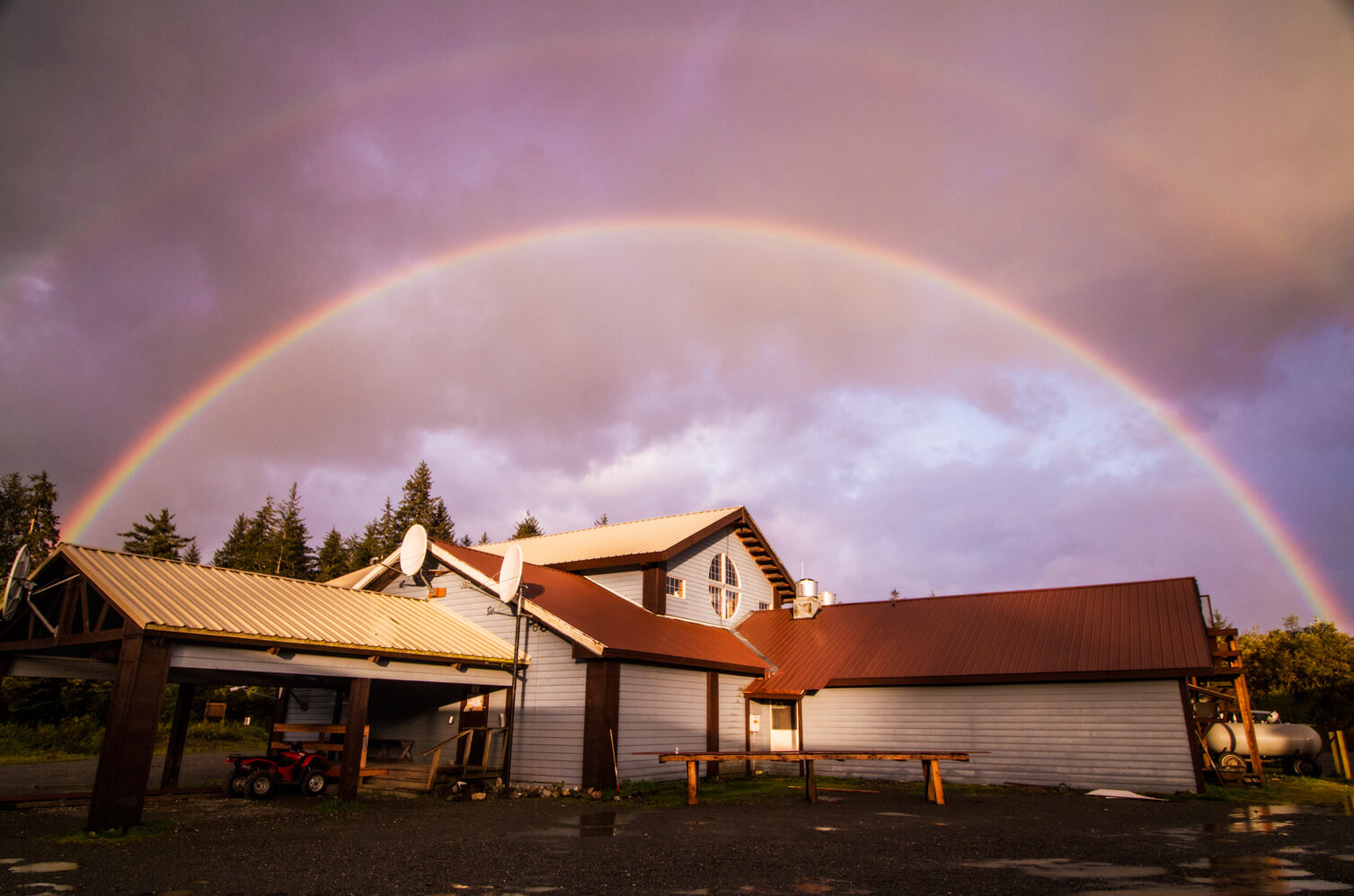 Glacier Bear Lodge