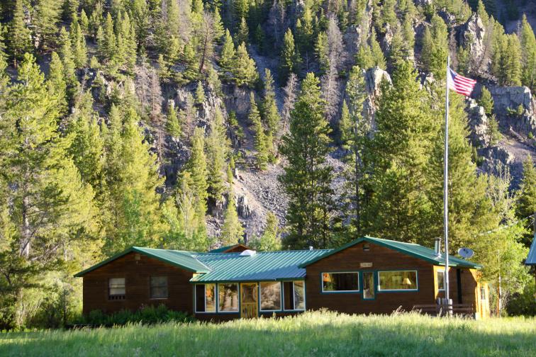 Big Hole Lodge photo 9