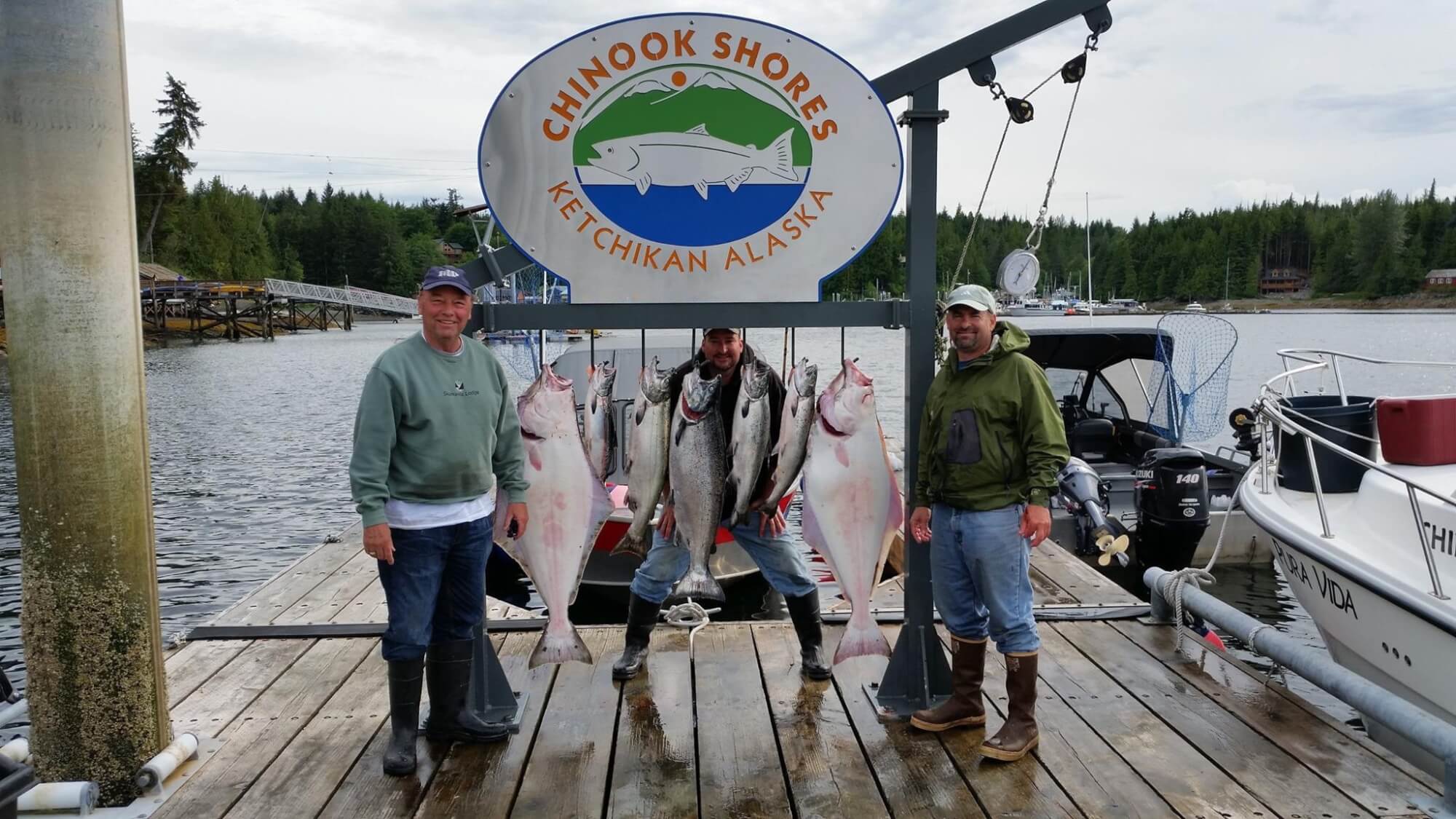 Chinook Shores Lodge photo 6