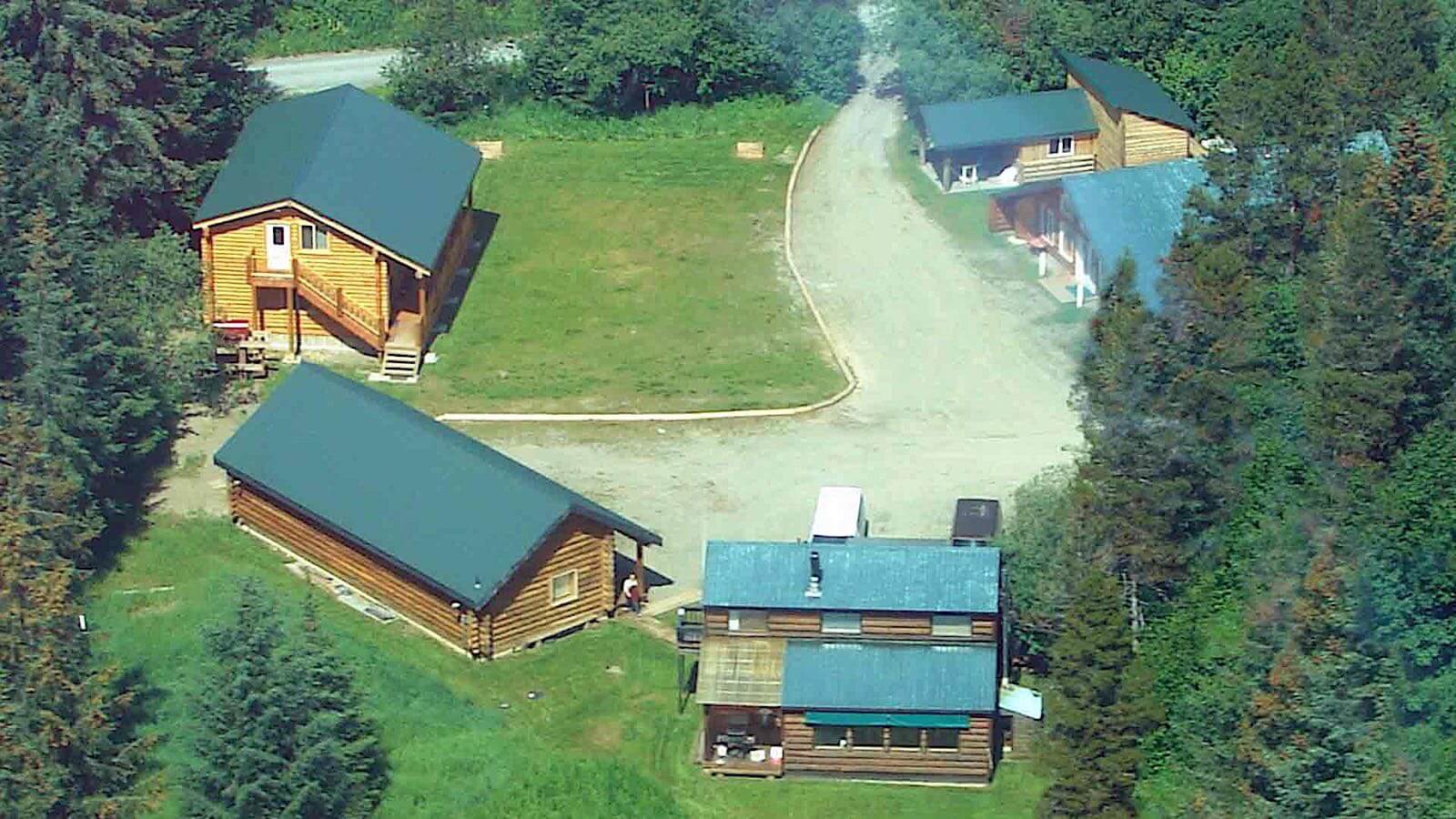 Glacier Bay Eagles Nest Lodge photo 6