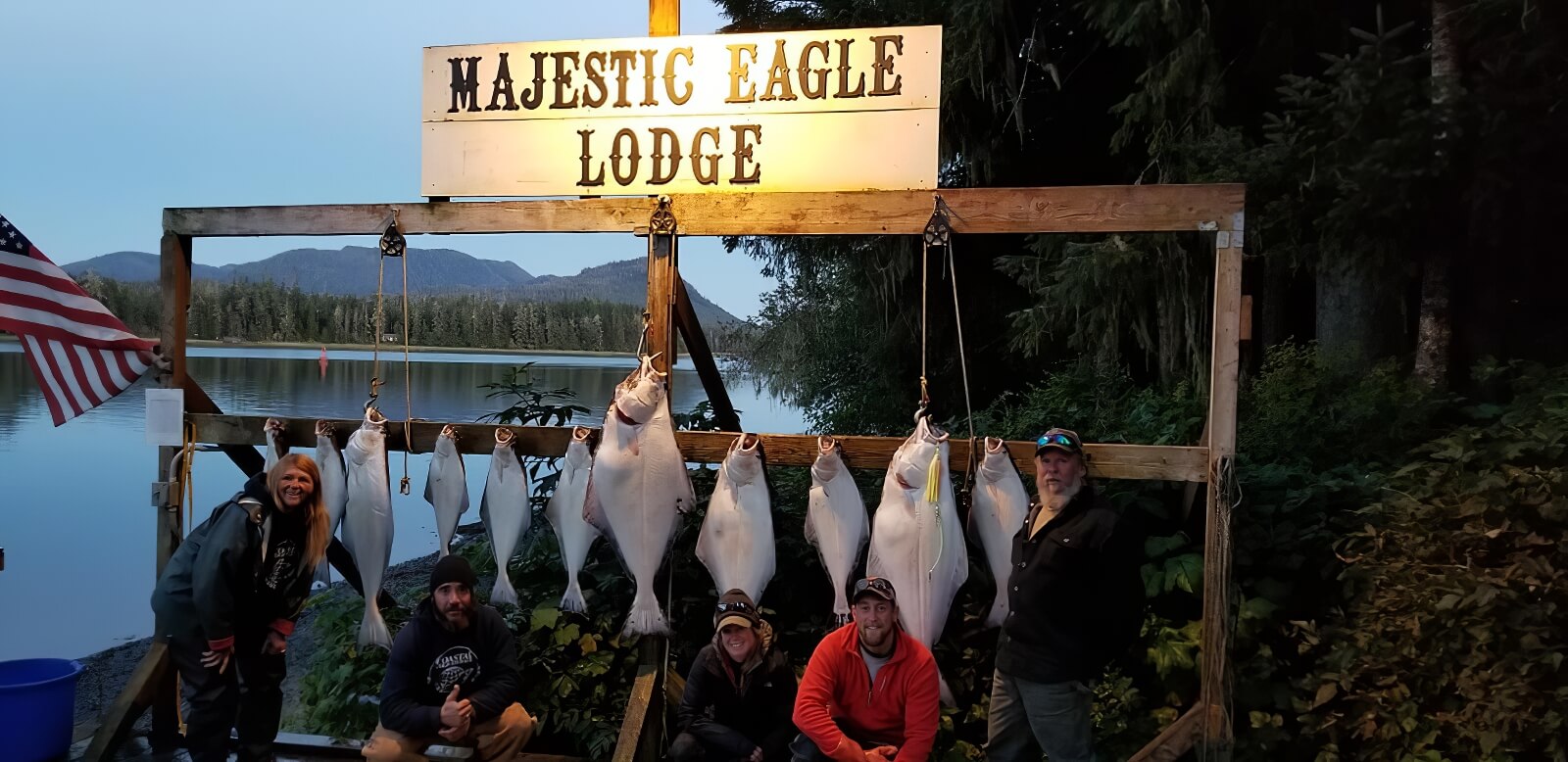 Majestic Eagle Lodge photo 12