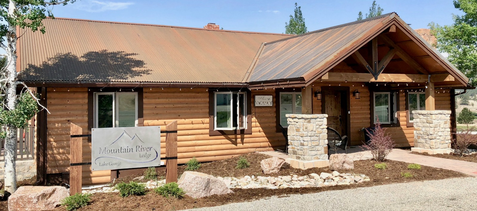 Mountain River Lodge photo 4