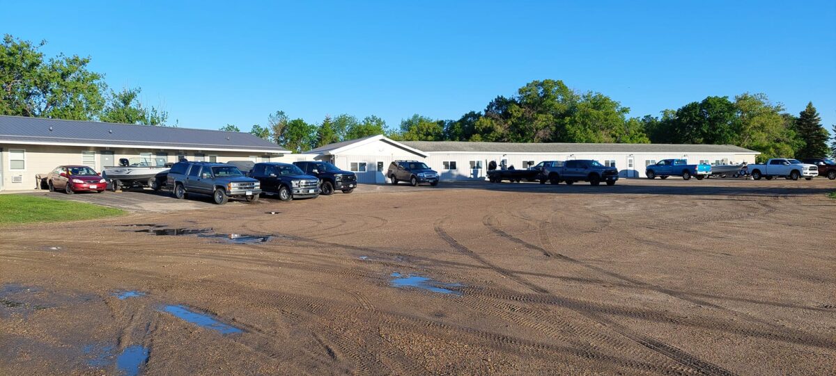 Devils Lake Sportsman’s Lodge